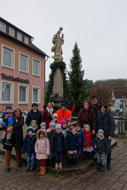 Adventsbrunnen in Laudenbach