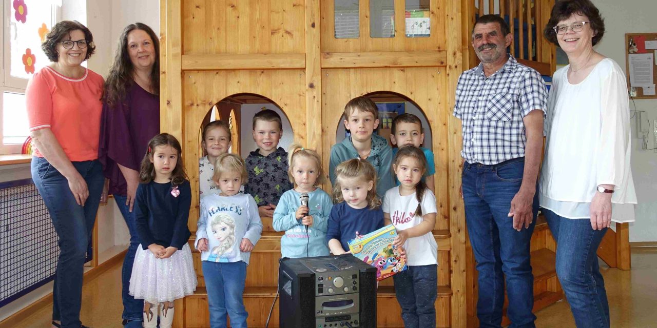 Spendenübergabe an den Kindergarten Maria-Theresia in Laudenbach