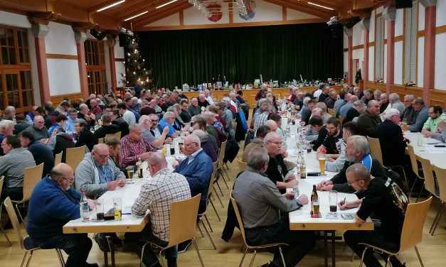 Zehntscheune ein Eldorado für Schafkopffreunde